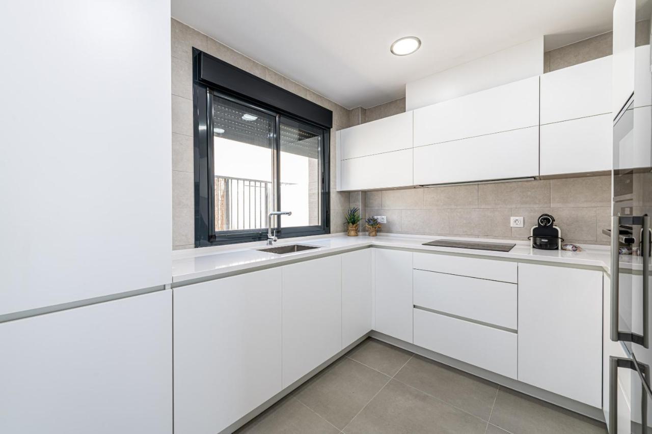 Wintowinrentals New And Sea View Торе де Бенагалбон Екстериор снимка